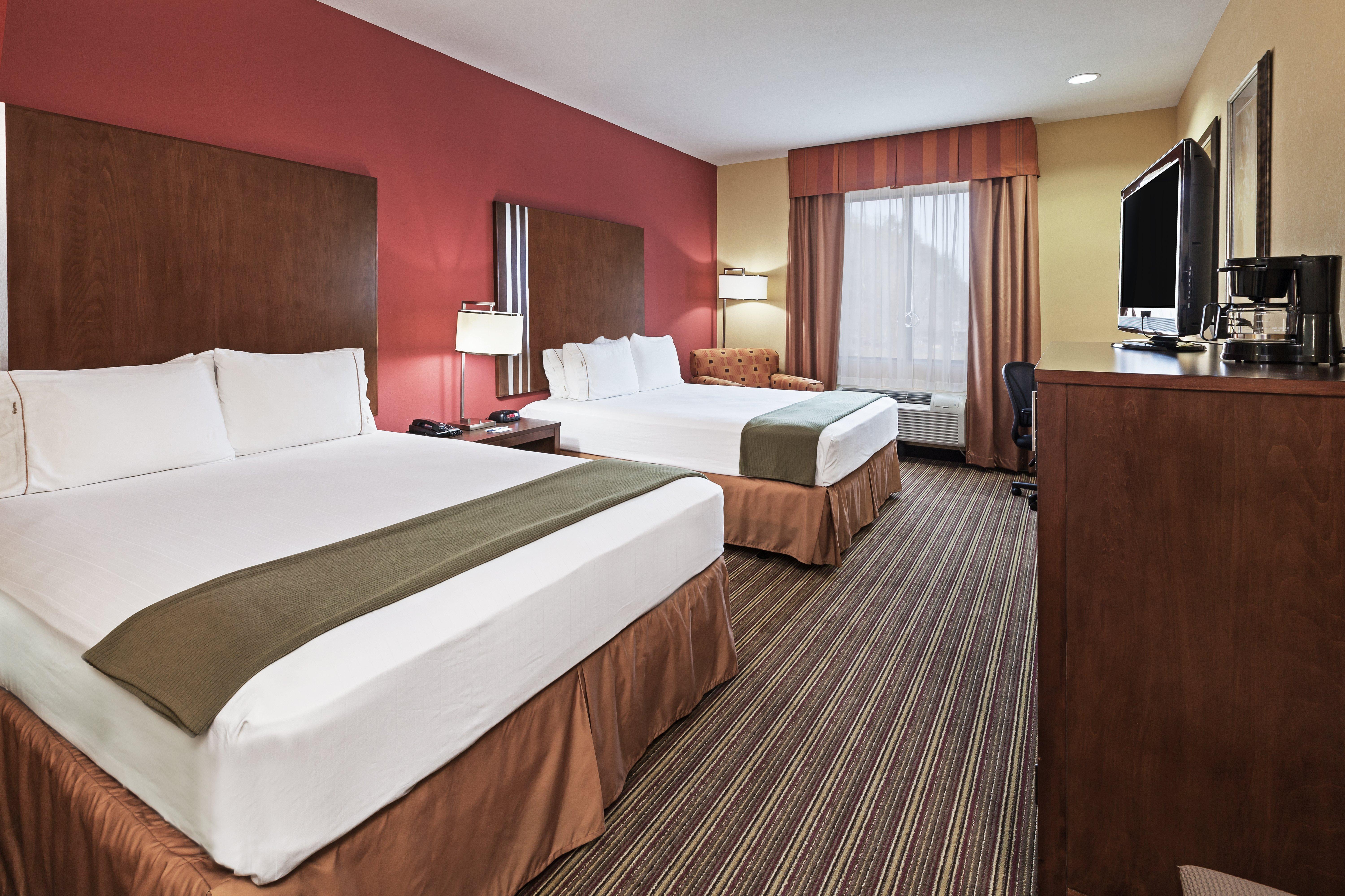 Holiday Inn Express & Suites Cleveland By Ihg Εξωτερικό φωτογραφία