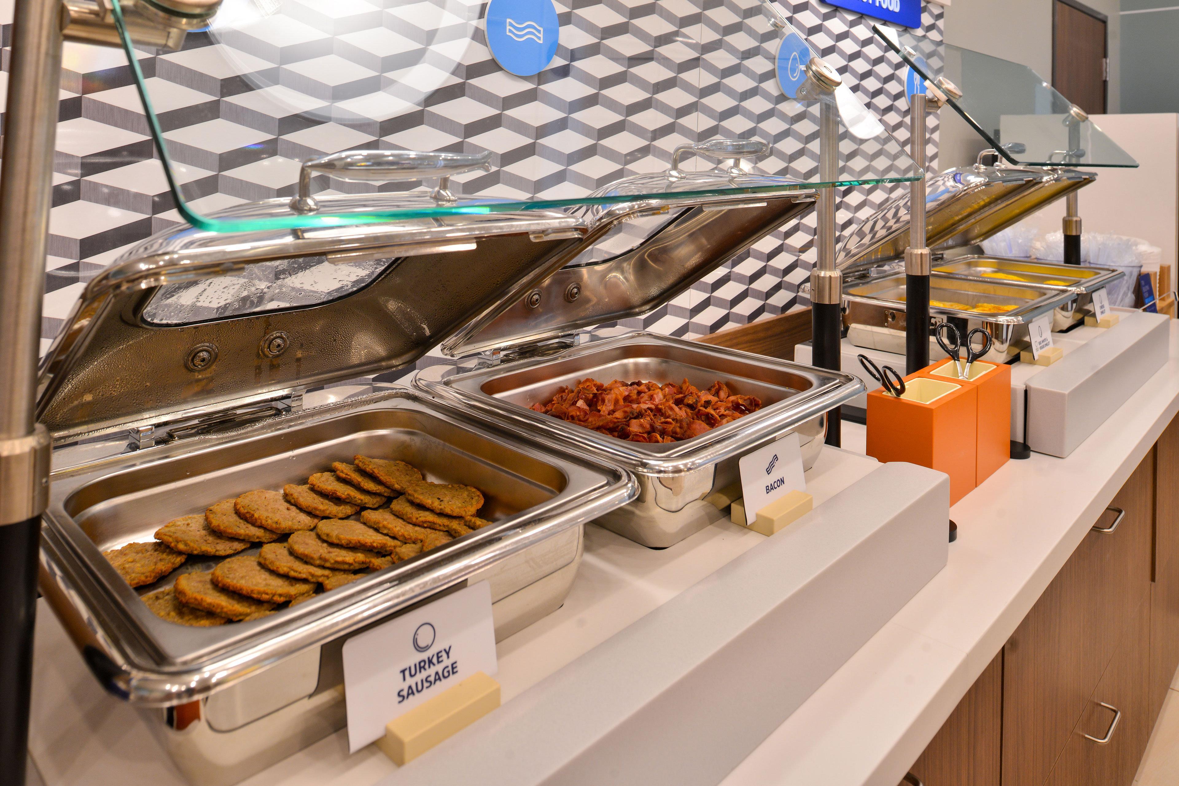 Holiday Inn Express & Suites Cleveland By Ihg Εξωτερικό φωτογραφία