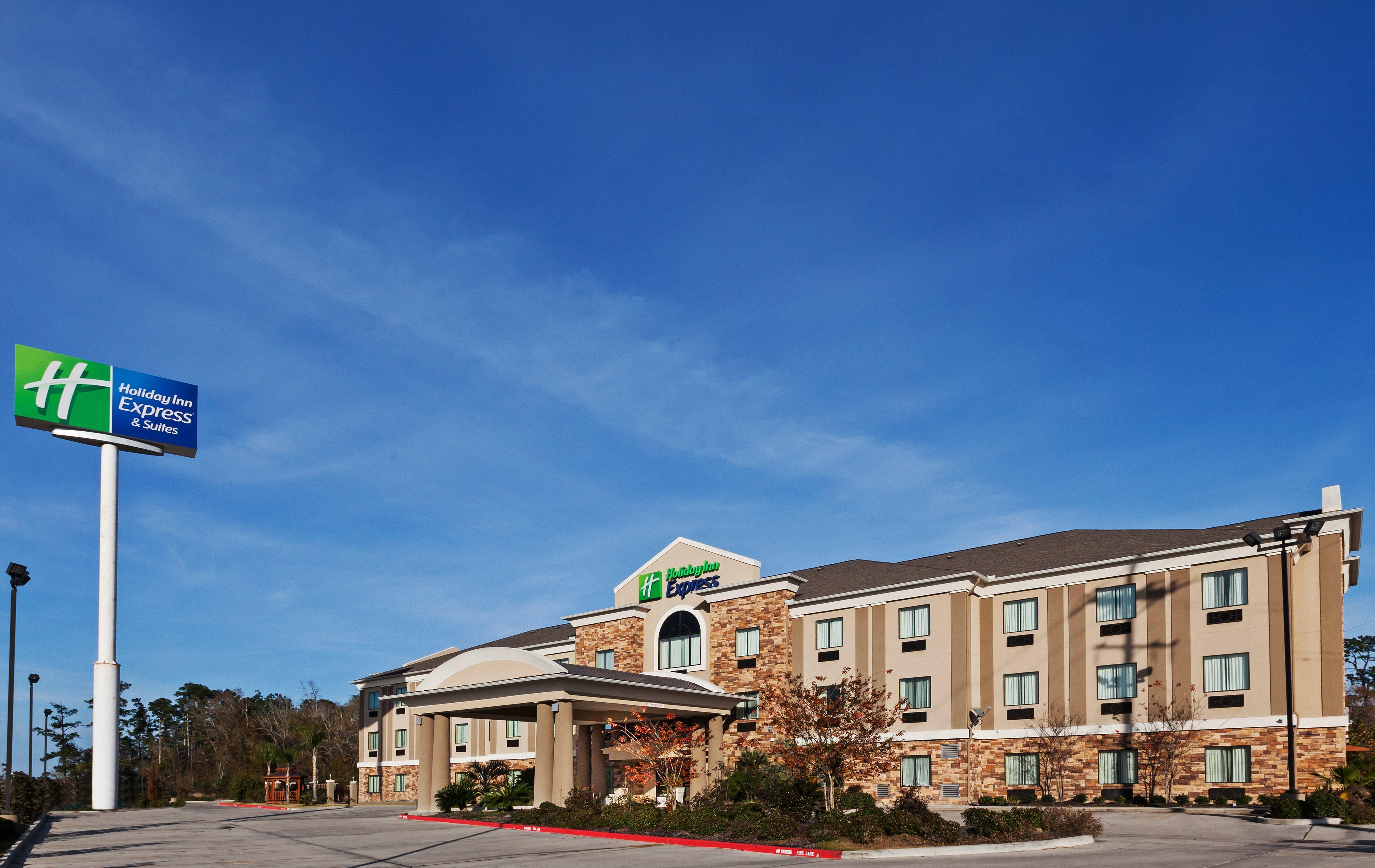 Holiday Inn Express & Suites Cleveland By Ihg Εξωτερικό φωτογραφία